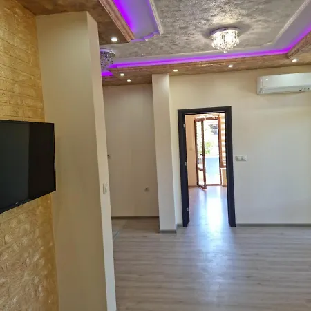 Къща За Гости Китанов דירה